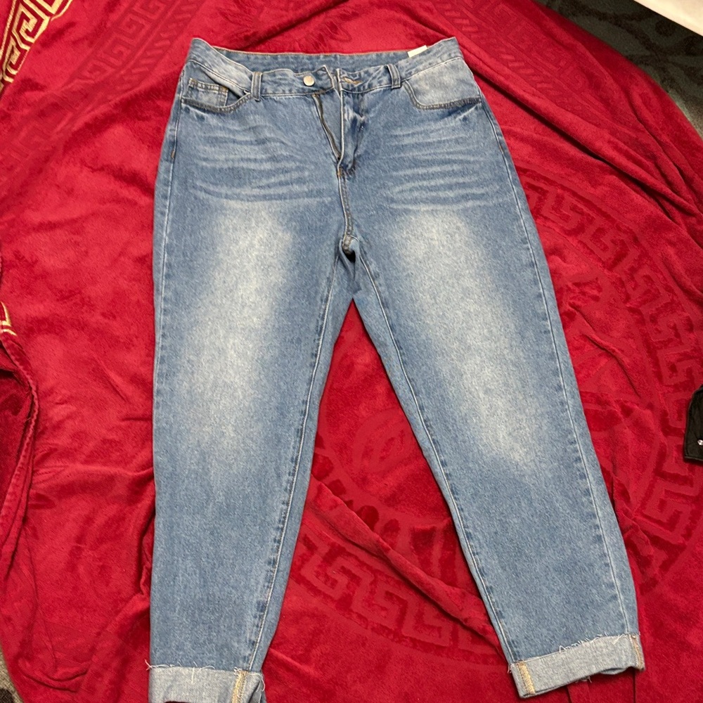 SHEIN Light Blue Ankle Jeans